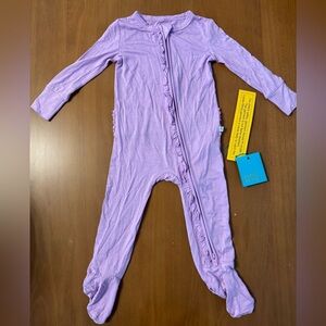 NWOT Posh Peanut Lavender Kids Footie